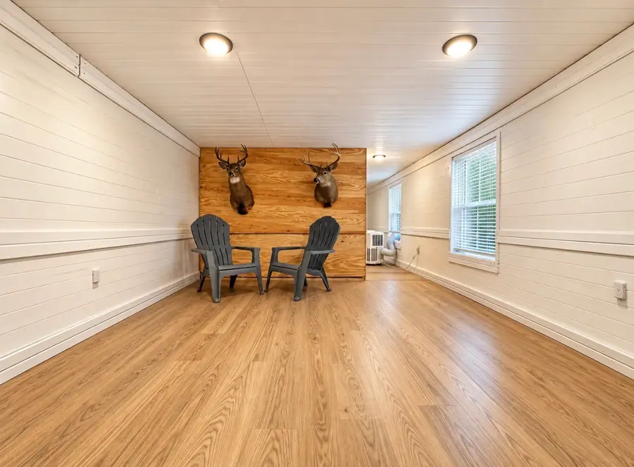 900 Norris Hollow Rd, Vanleer, TN 37181 - #3