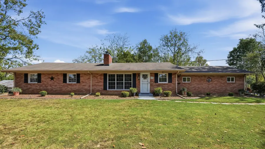 215 Gourdneck Hollow Rd, Tullahoma, TN 37388 - #2
