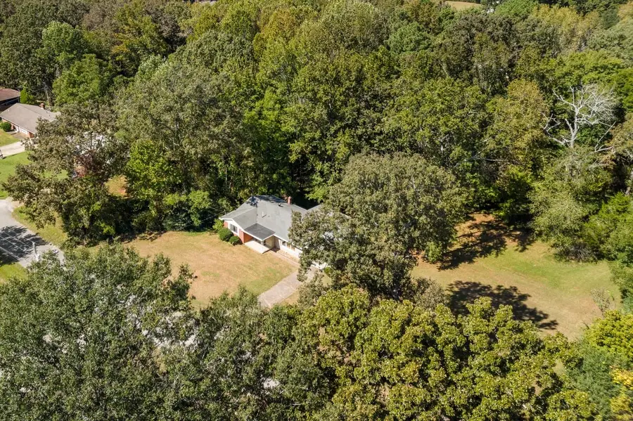 134 Mcrae St, Camden, TN 38320 - #2