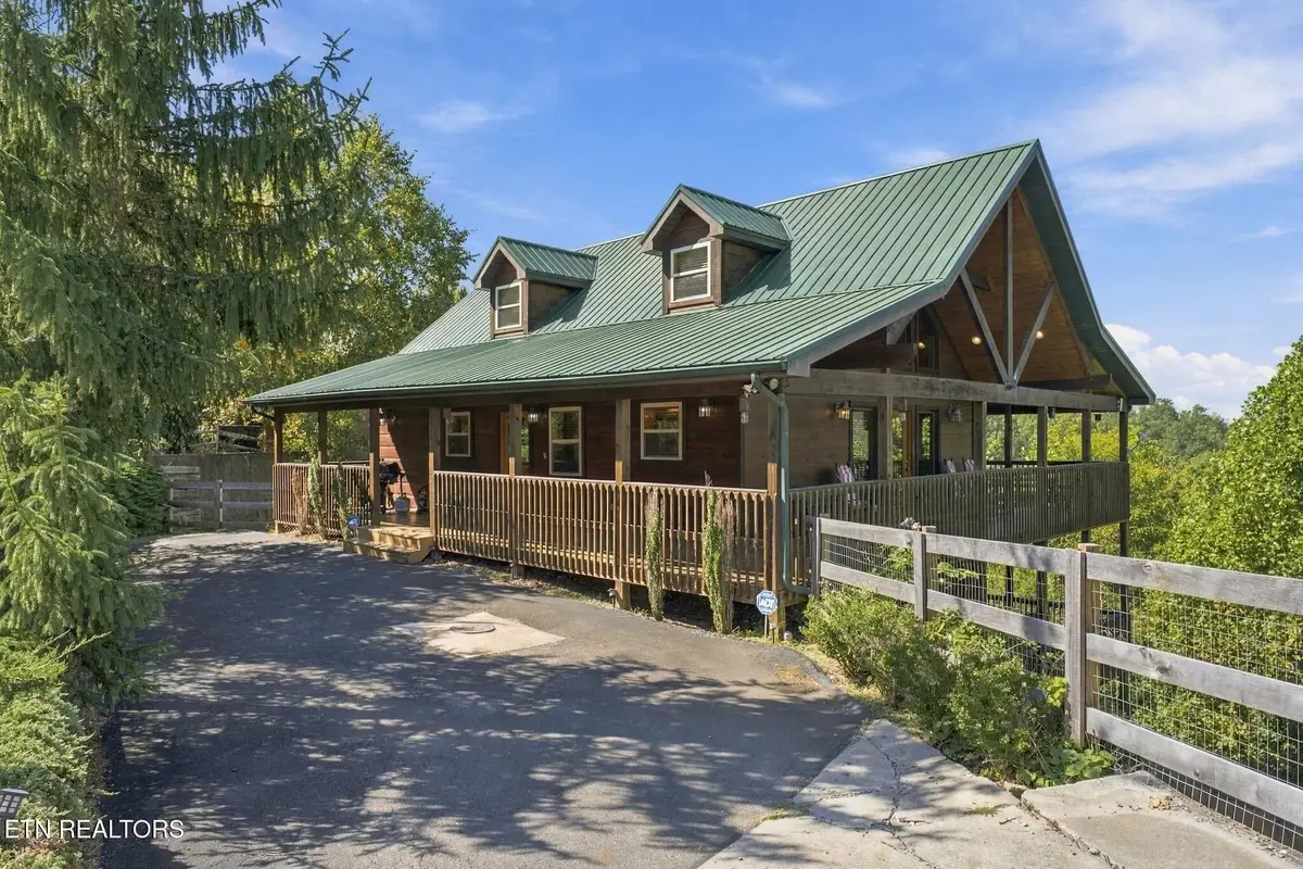 3248 Grouse Ridge Rd, Sevierville, TN 37862 - #1