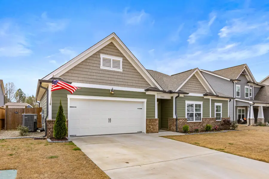 231 Winchester Drive, Rossville, GA 30741 - #2