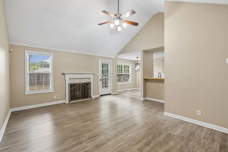 3871 Mackenzie Dr, Clarksville, TN 37042 - #2