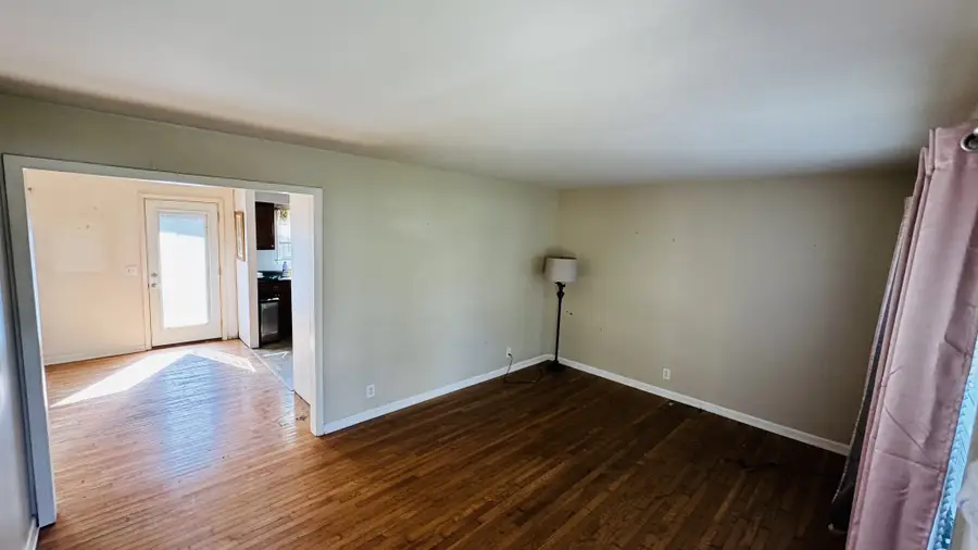 115 Ravenwood Cir, Dickson, TN 37055 - #3