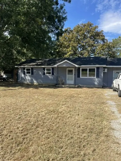 117 Depot St, Summertown, TN 38483 - #1
