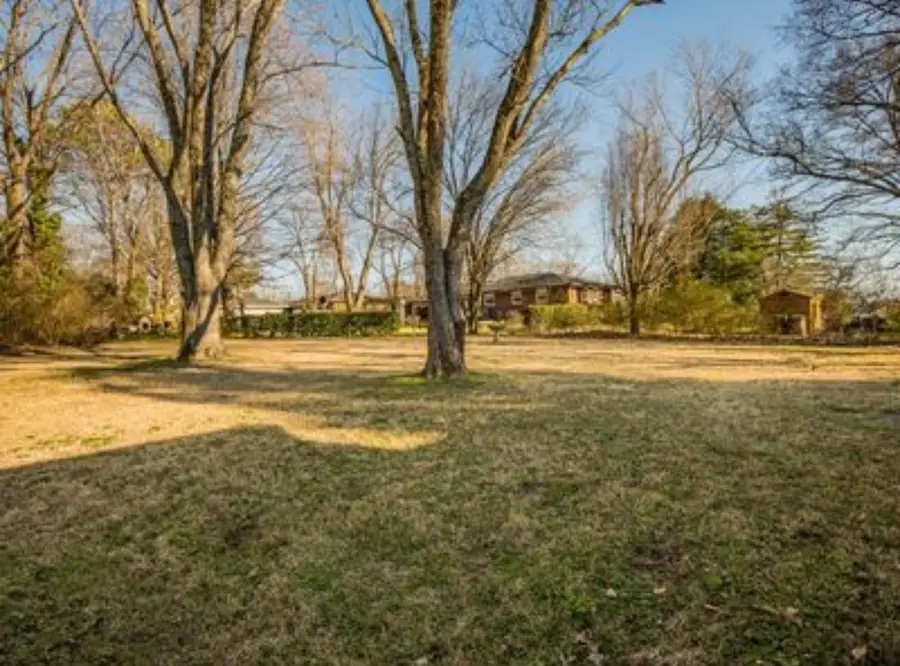 4904 Trousdale Dr, Nashville, TN 37220 - #2