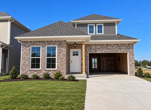 207 Augusta Way, Burns, TN 37029