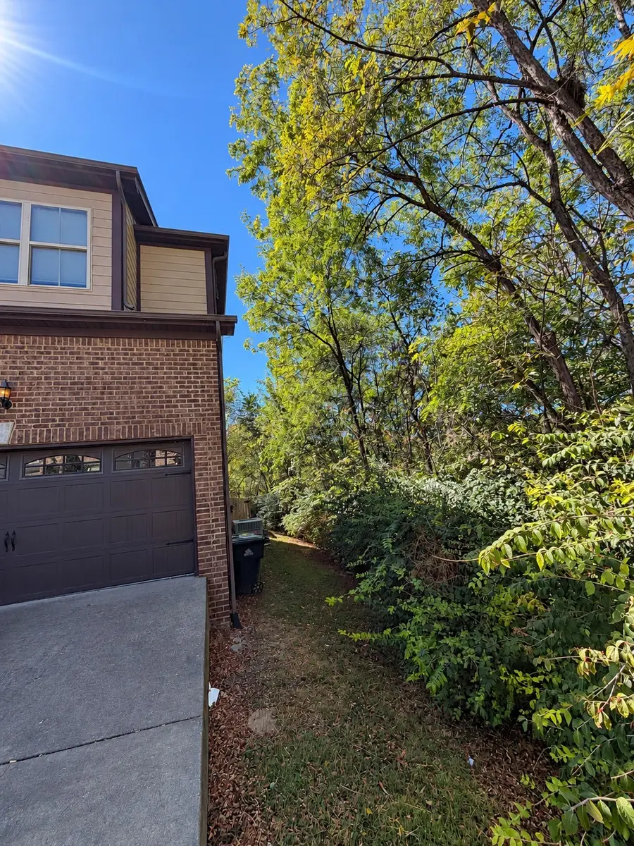 5925 Woodlands Ave, Nashville, TN 37211 - #3