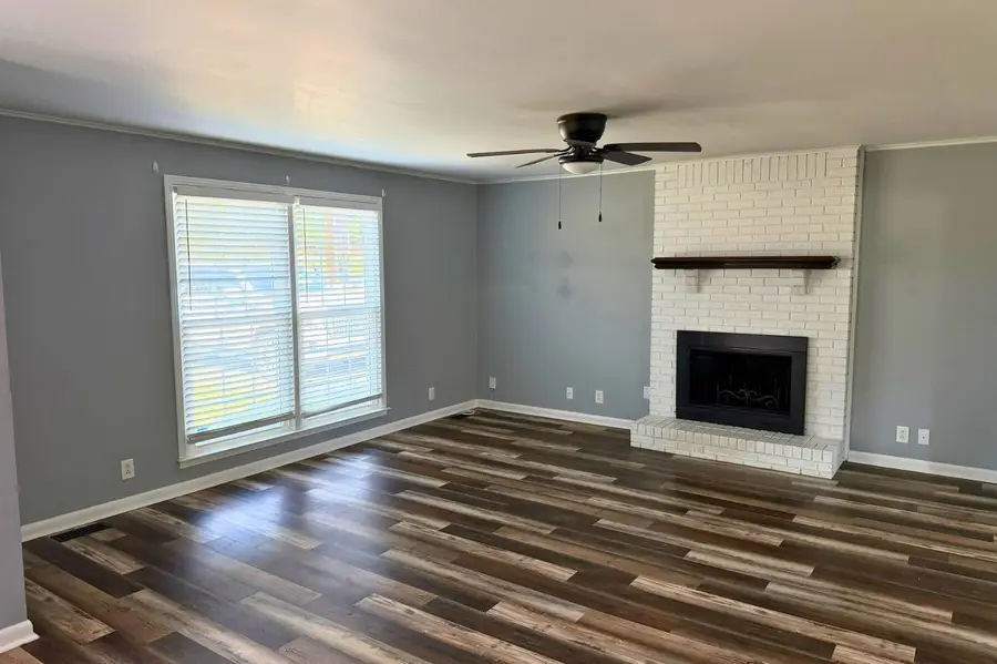 2121 Basham Ln, Clarksville, TN 37043 - #3