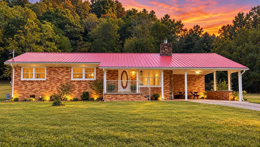 285 Spring Creek Rd, Westpoint, TN 38486 - #2