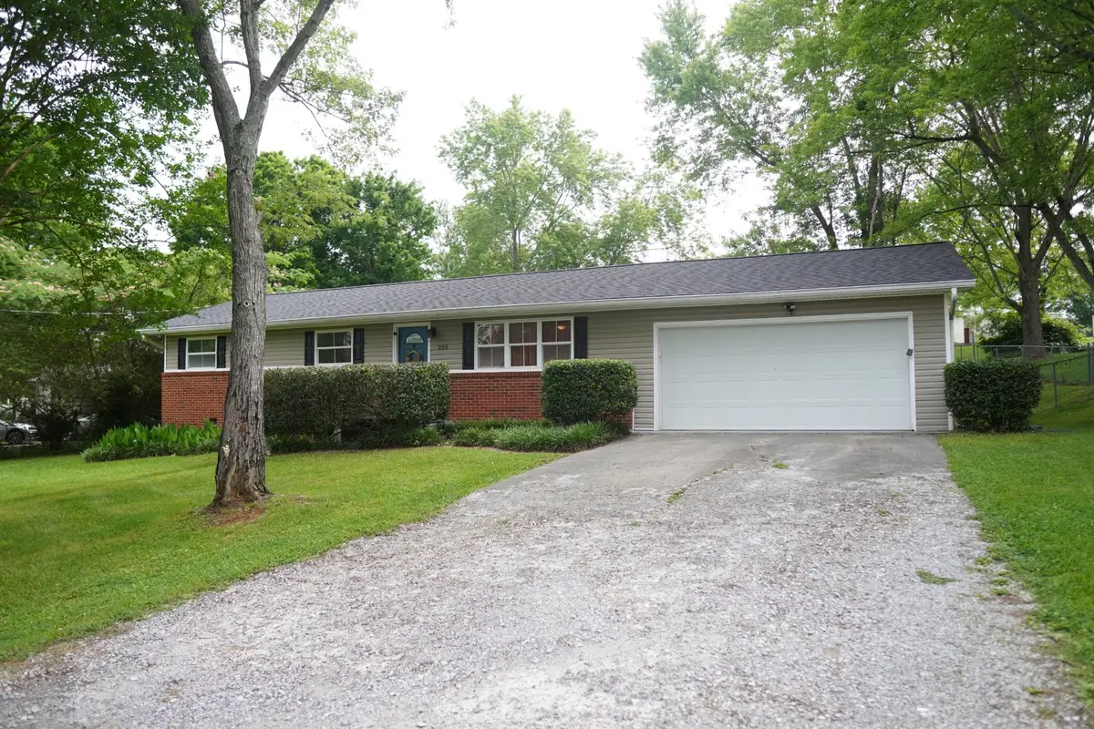 250 Royal Dr Nw, Cleveland, TN 37312 - #1