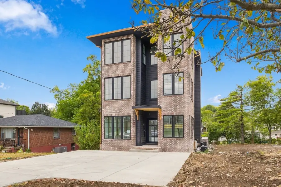 1427 15th Ave S, Nashville, TN 37212 - #3