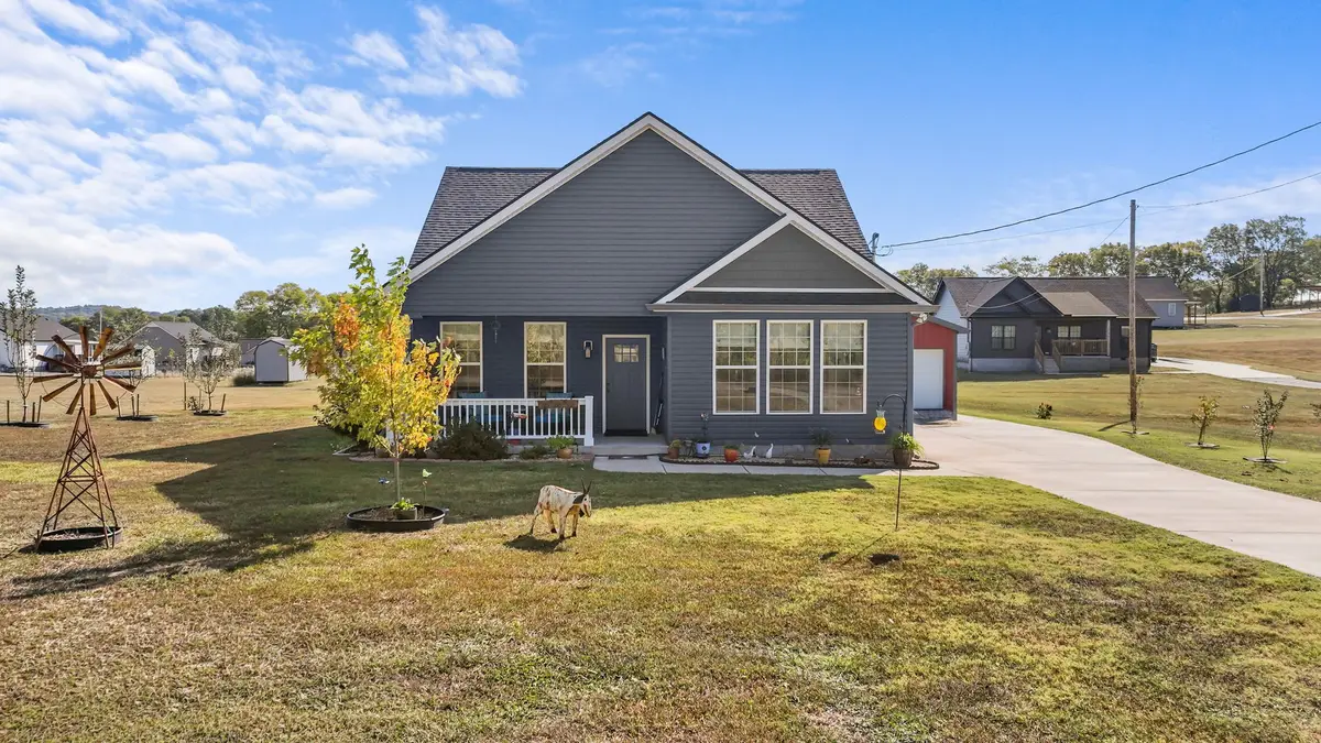 2705 Mcconnell Rd, Cornersville, TN 37047 - #1