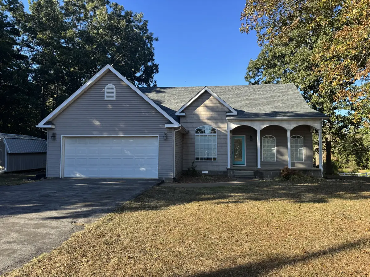 173 Mitchell St, Hohenwald, TN 38462 - #1