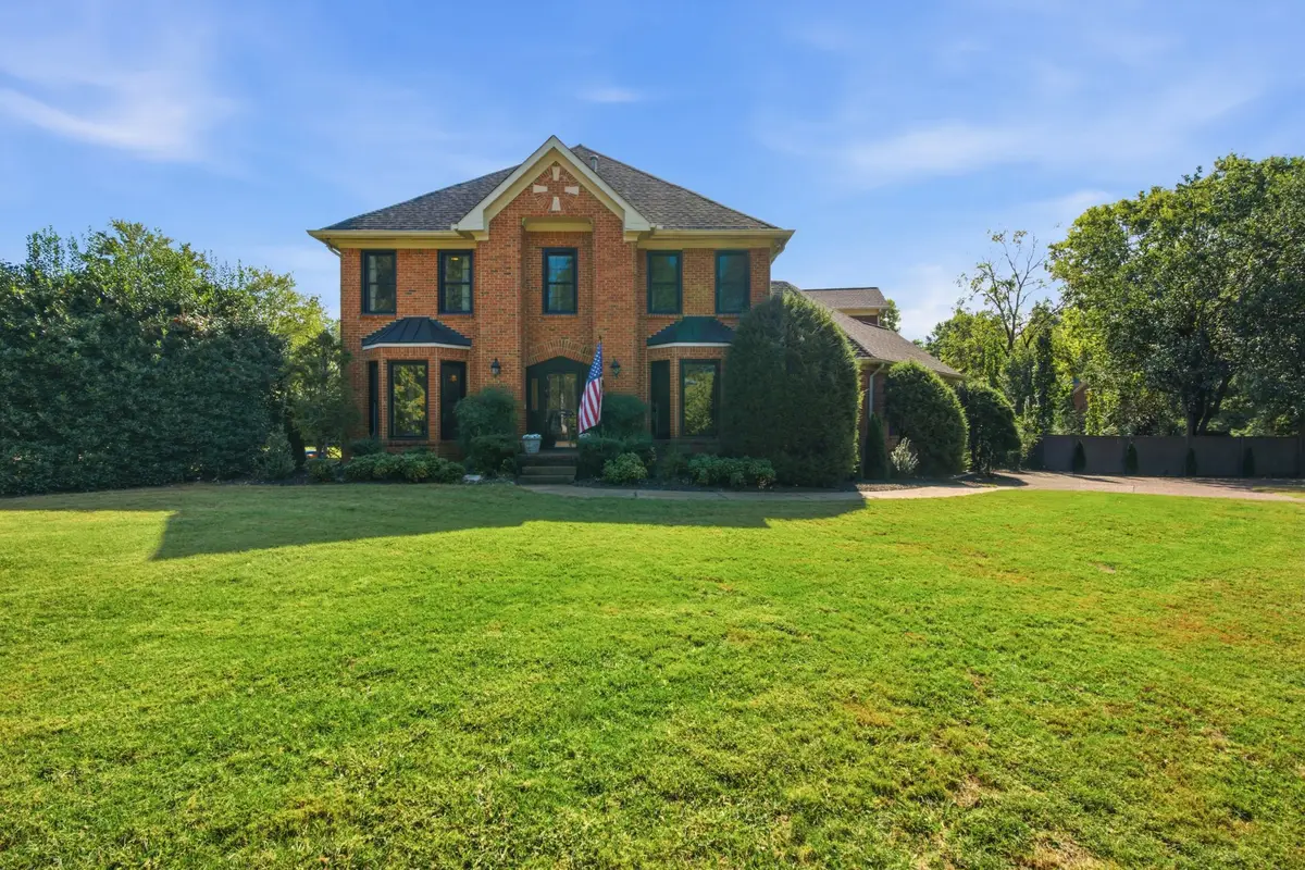 108 Sturbridge Dr, Franklin, TN 37064 - #1