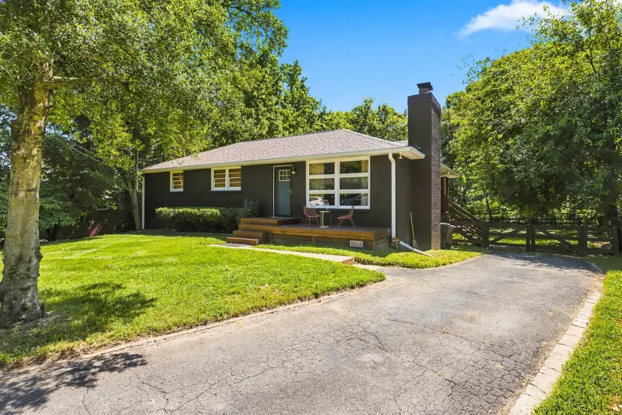 1904 Valley Park Dr, Nashville, TN 37216 - #2