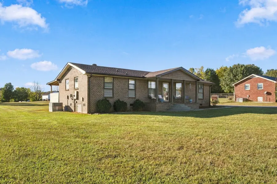 70 Byars Ln, Castalian Springs, TN 37031 - #3