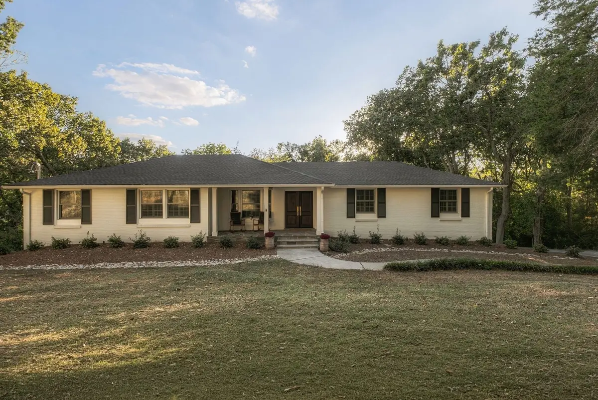 4629 Shys Hill Rd, Nashville, TN 37215 - #1