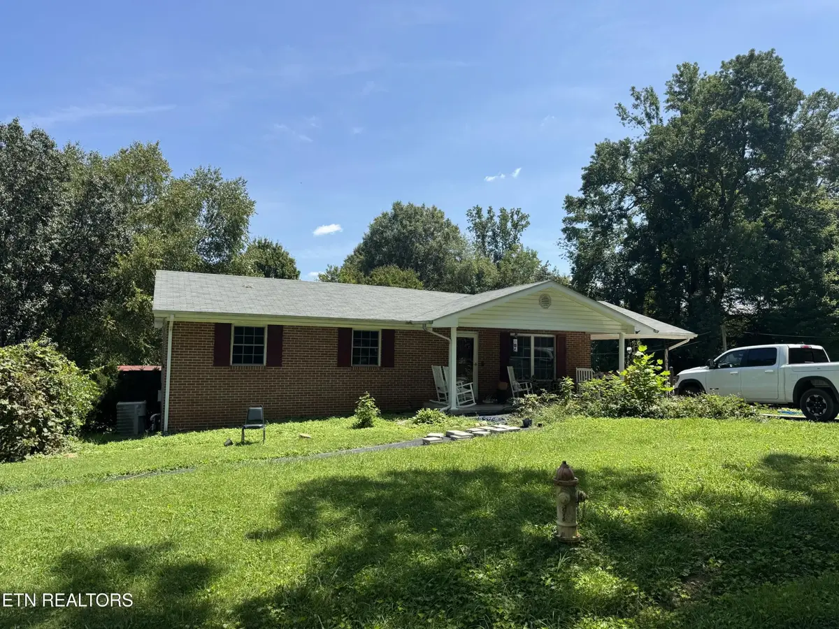 1107 Vermont Ave, Etowah, TN 37331 - #1