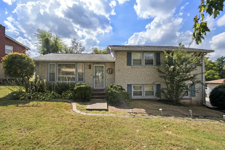 607 Comet Dr, Nashville, TN 37209 - #2