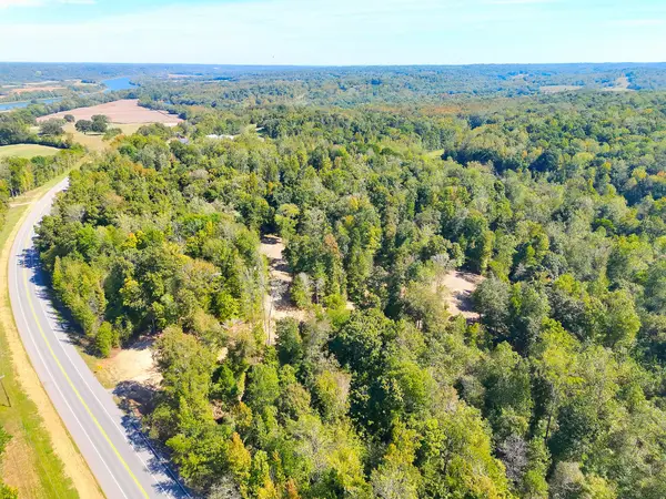 3 Highway 149, Cumberland City, TN 37050