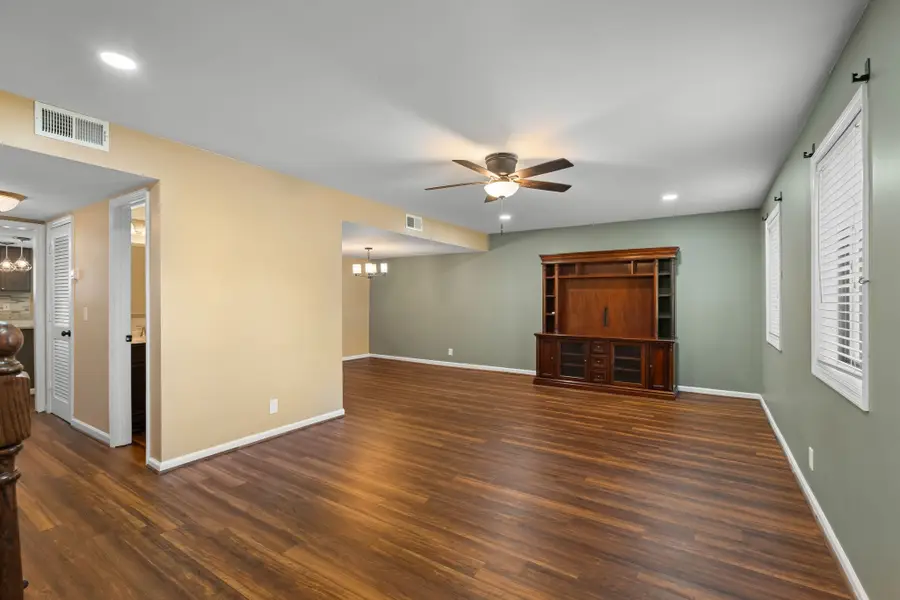192 Lake Chateau Dr, Hermitage, TN 37076 - #3
