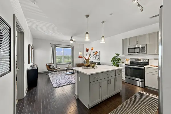 1638 54th Ave N #327, Nashville, TN 37209