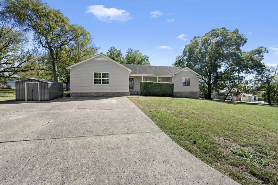 200 Broad St, Wartrace, TN 37183 - #2