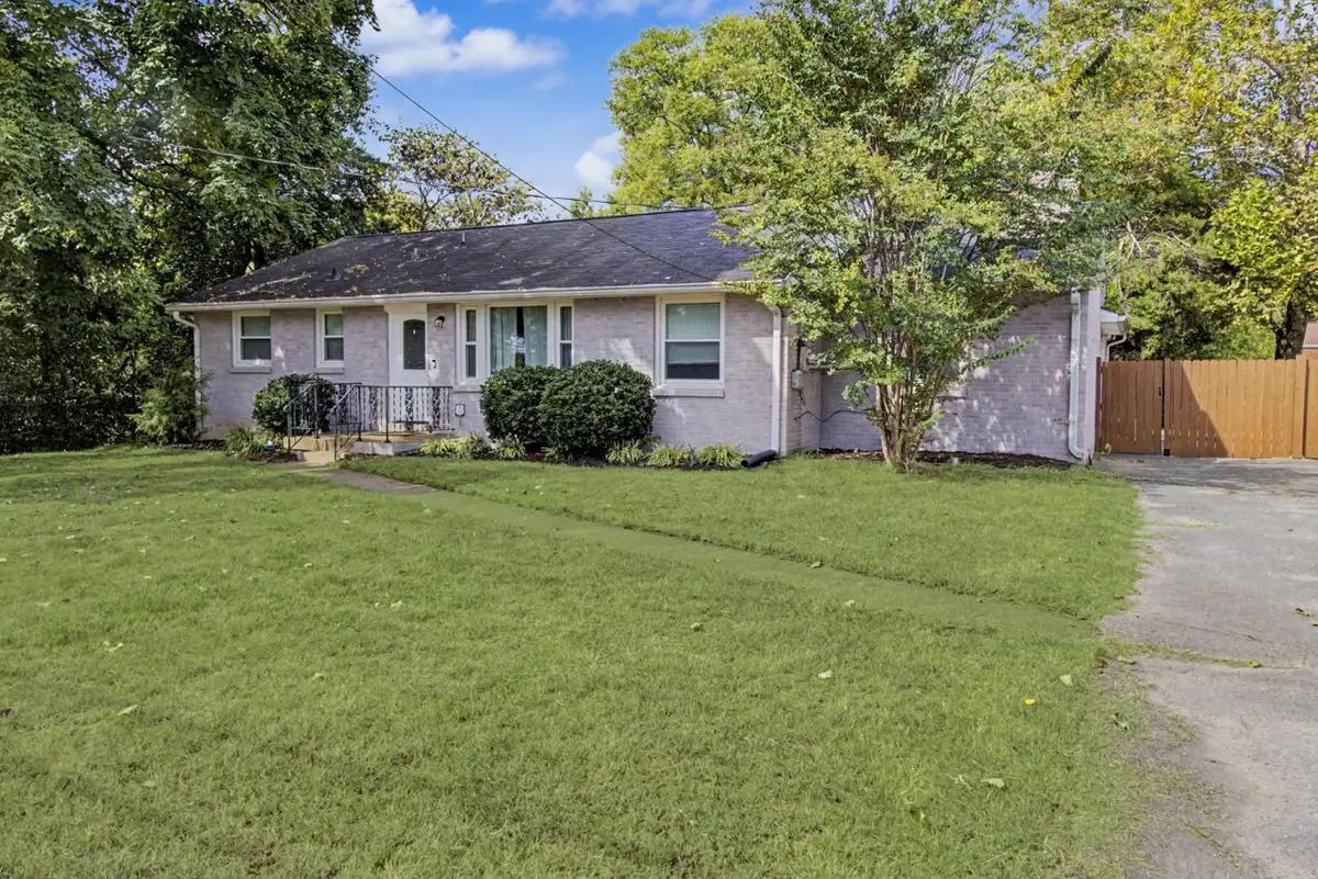 915 Patricia Dr, Nashville, TN 37217 - #1