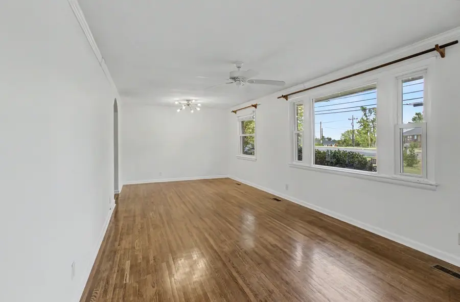 915 Patricia Dr, Nashville, TN 37217 - #3