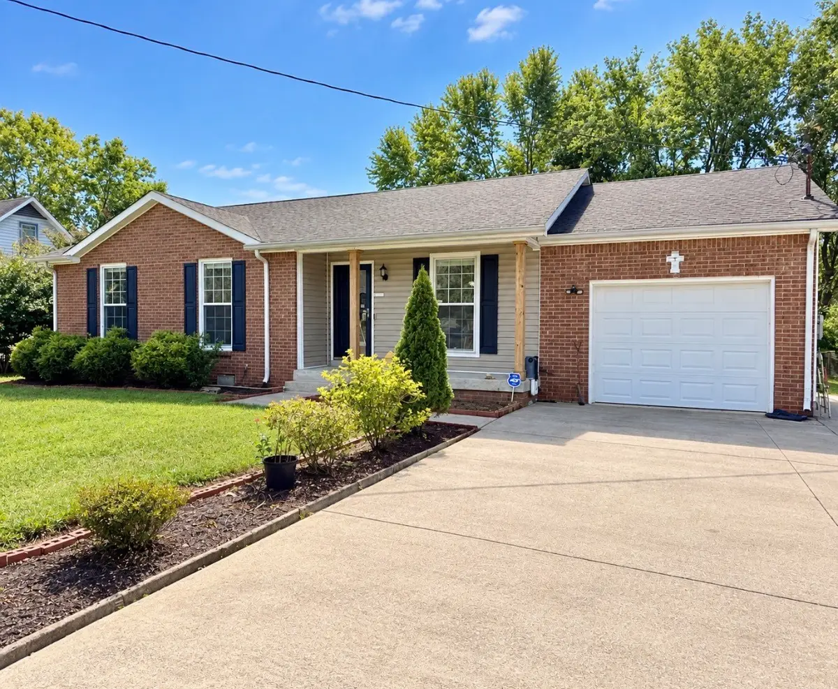 620 Doane Dr, Clarksville, TN 37042 - #1