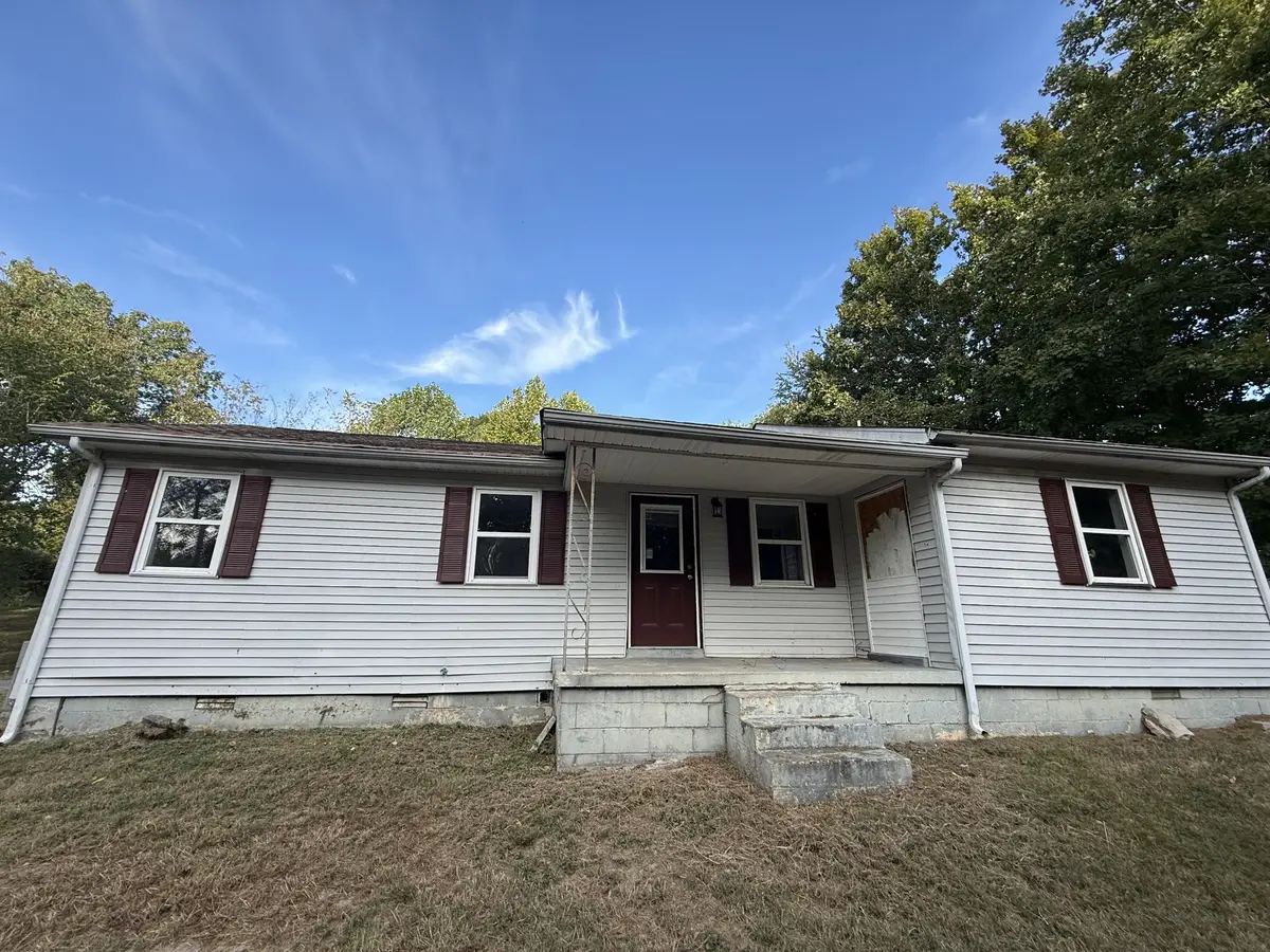 3010 Highway 31 E, Westmoreland, TN 37186 - #1