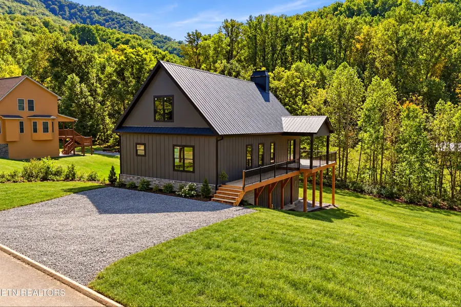 3158 Thomas Headrick Rd, Sevierville, TN 37862 - #2