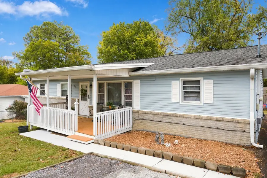 305 S Fairoak St, Shelbyville, TN 37160 - #2
