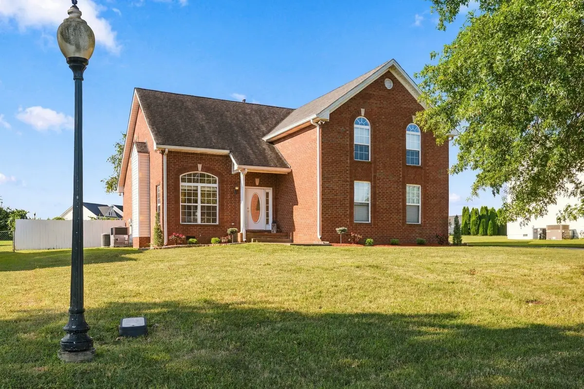 2014 Elaina Jeanne Dr, Pleasant View, TN 37146 - #1