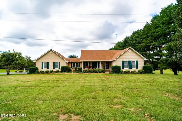 195 Ray Cemetery Rd, Sparta, TN 38583