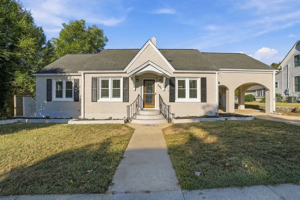 404 2nd Ave, Fayetteville, TN 37334 - #1