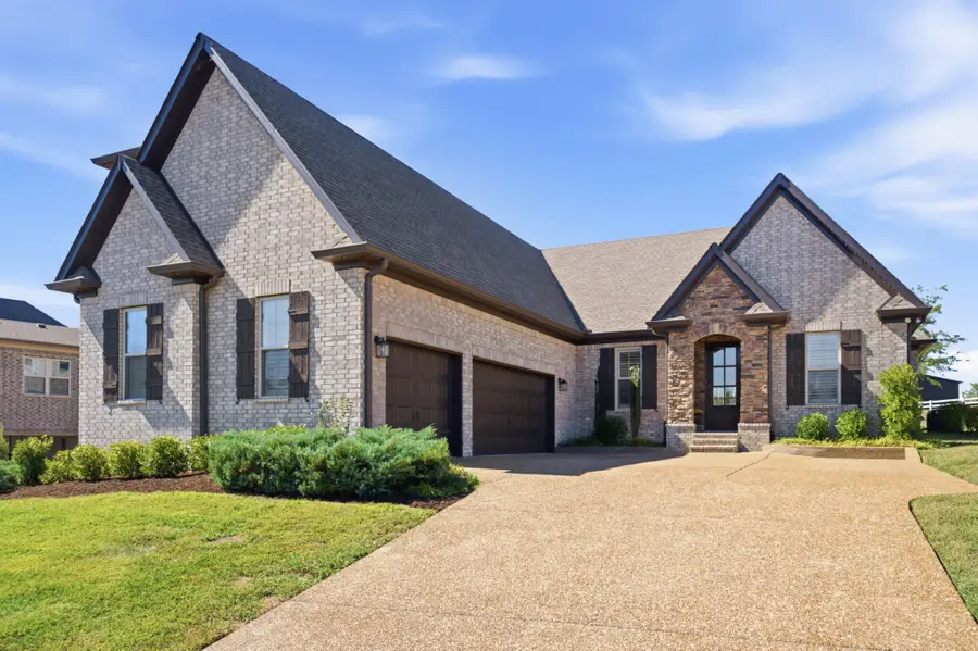 971 Luxborough Dr, Hendersonville, TN 37075 - #2