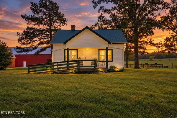 580 Eastland Cemetery Rd, Sparta, TN 38583