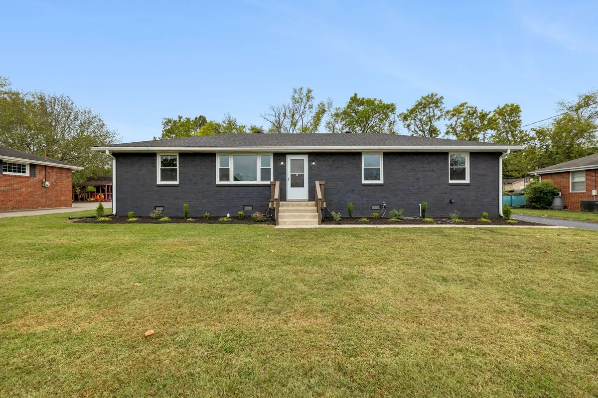 426 Eastland Ave, Lebanon, TN 37087 - #1