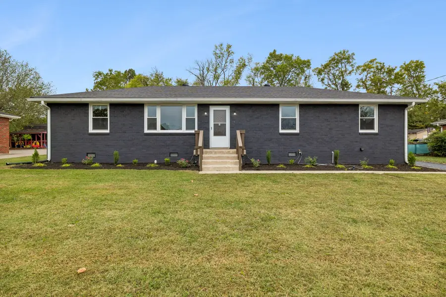 426 Eastland Ave, Lebanon, TN 37087 - #2