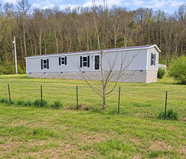 2 Kaylee Ln, Elmwood, TN 38560