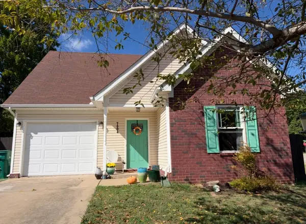 7504 W Winchester Dr, Antioch, TN 37013