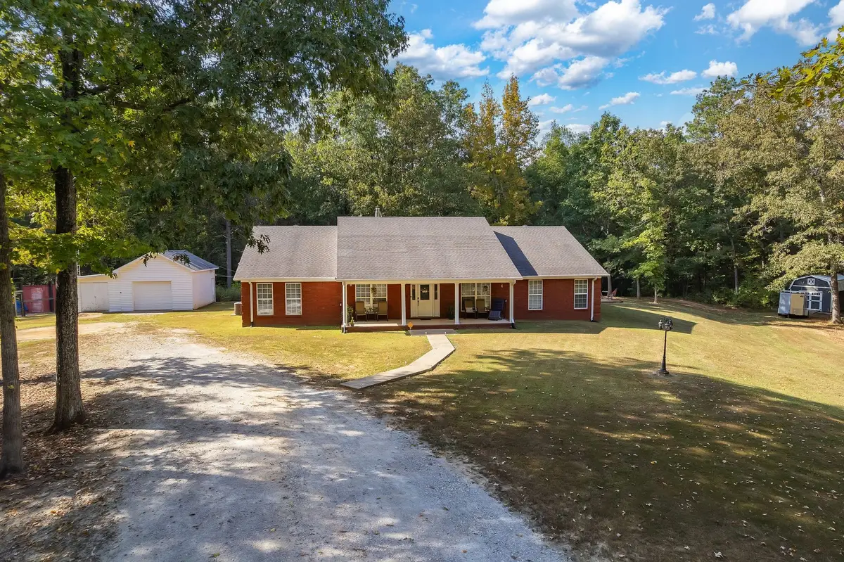 197 Adkins Ln, Lexington, TN 38351 - #1
