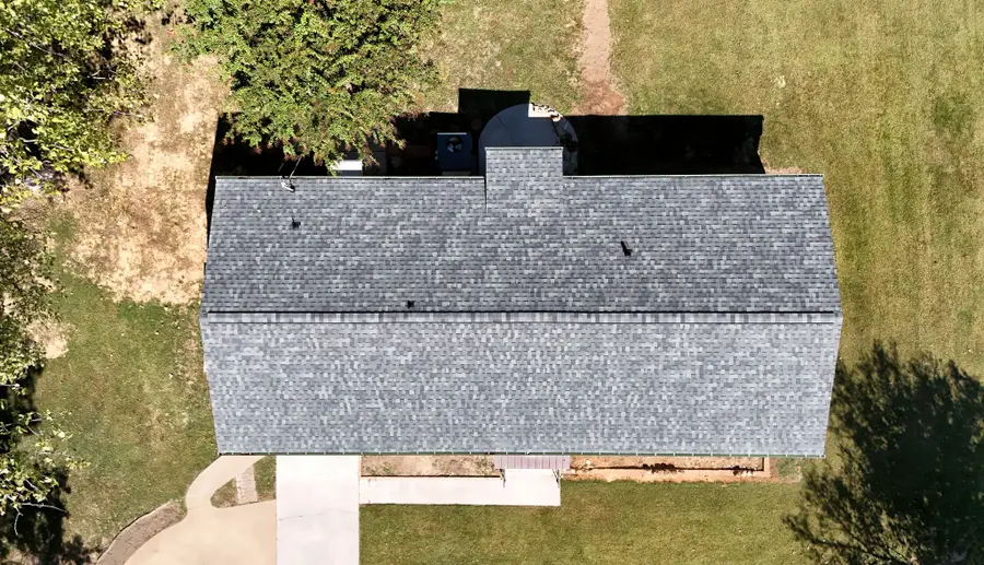 209 Country Club Ln, Bolivar, TN 38008 - #2