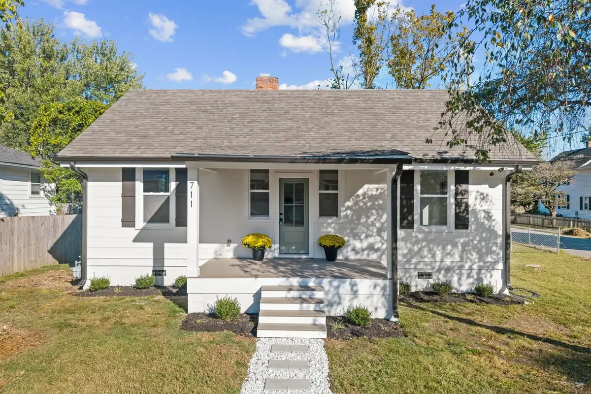 711 Lawrence St, Old Hickory, TN 37138 - #1