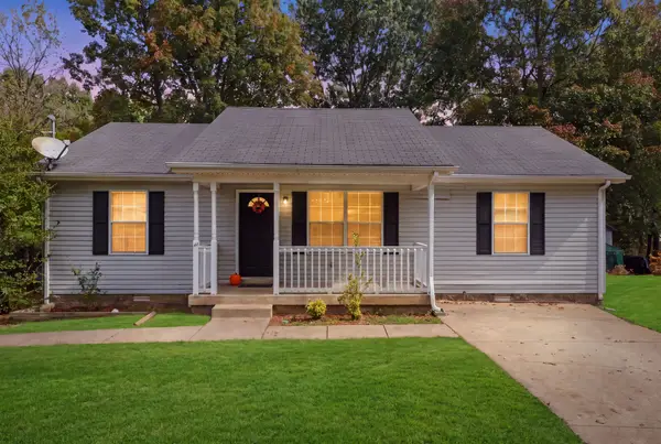 316 Crockett Ct, La Vergne, TN 37086