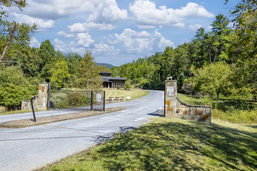 1320 Mountain Ash Way, Sevierville, TN 37876 - #2