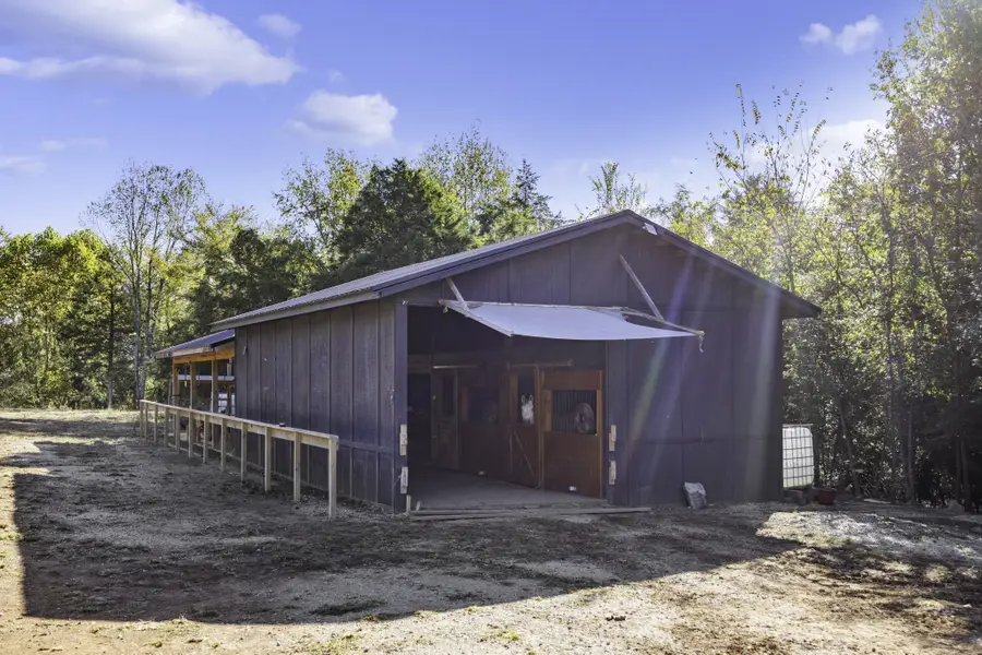 2410 Concord Church Rd, Columbia, TN 38401 - #3
