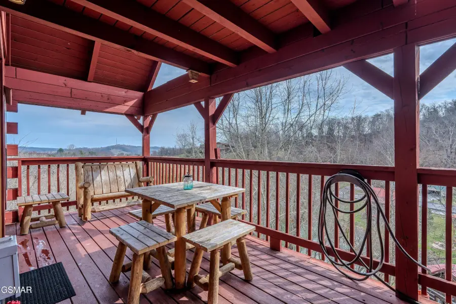 513 Hideaway Ridge Circle, Sevierville, TN 37862 - #3