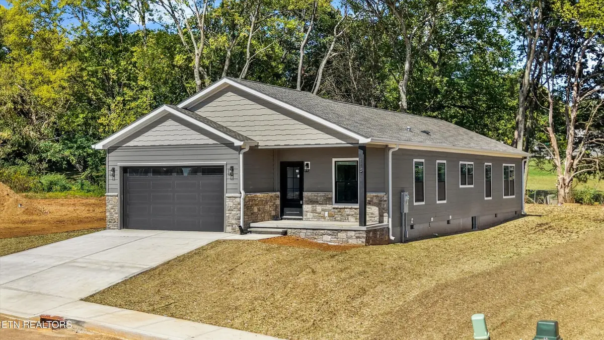 118 Federal Ferry Circle, Vonore, TN 37885 - #1